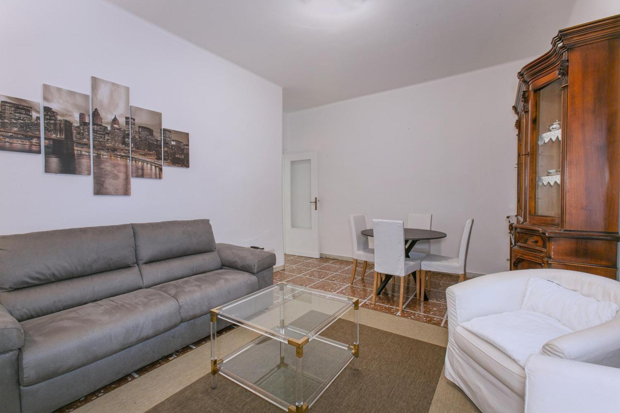 Modern 5 Minutes From Ponte Milvio Rome